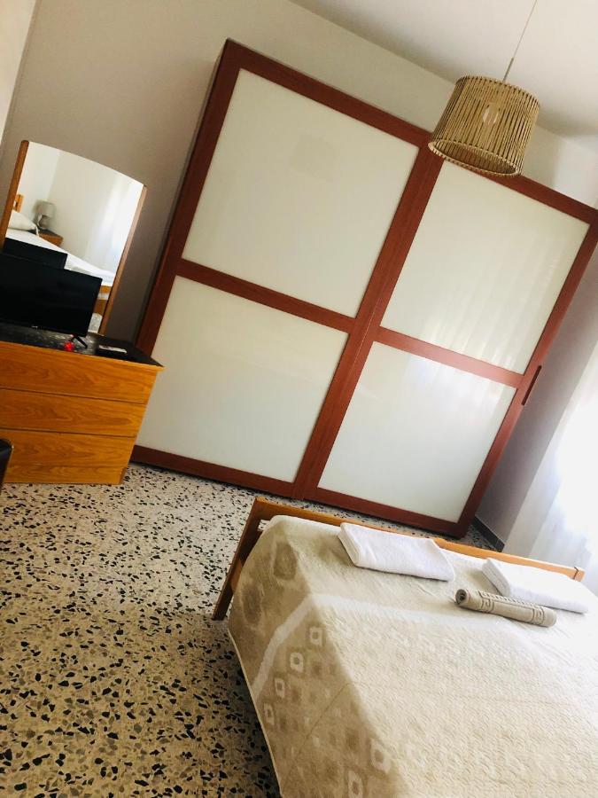 פאנו B&B Dell'Amicizia מראה חיצוני תמונה